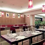 Mercure Centre 4*