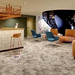 Mercure Centre מלון 4*