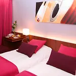 מלון Mercure Centre פרפיניין