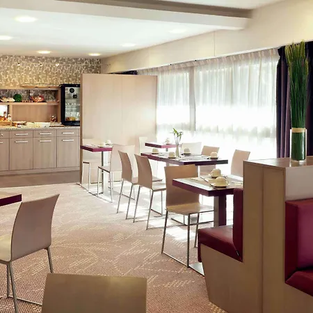 Mercure Centre מלון 4*
