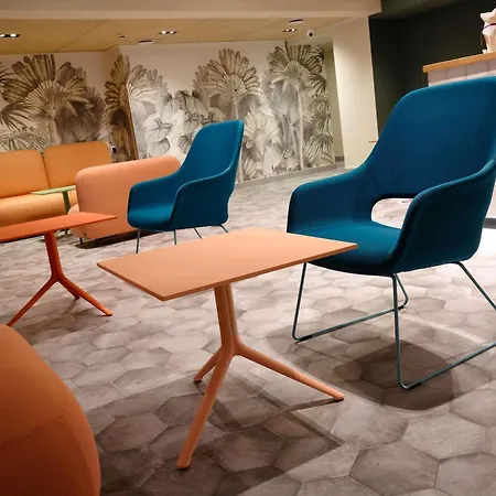 Mercure Centre 4* بيربينيو