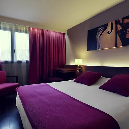 מלון Mercure Centre 4*