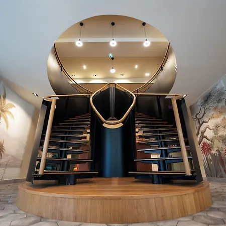 Hotel Mercure Centre 4*