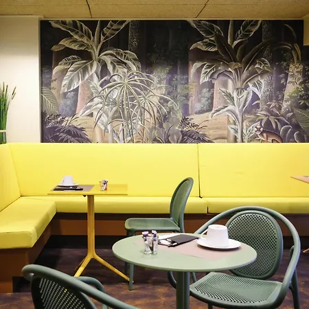 Mercure Centre فندق بيربينيو