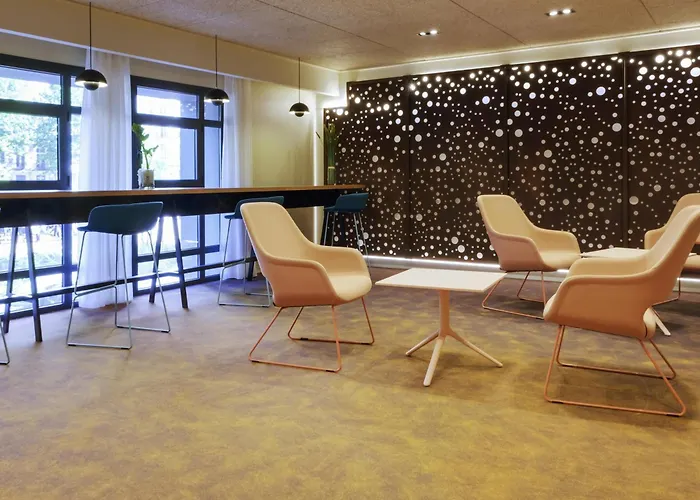 Ξενοδοχείο Mercure Centre 4*